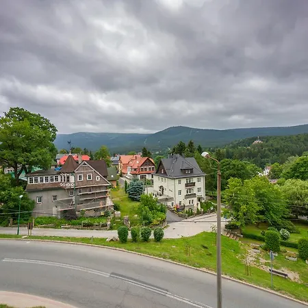 Appartement Rentplanet- Poezja - Dworcowa *