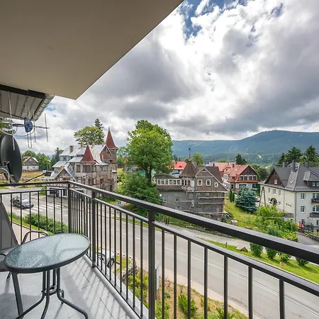 Rentplanet- Poezja - Dworcowa Apartman *